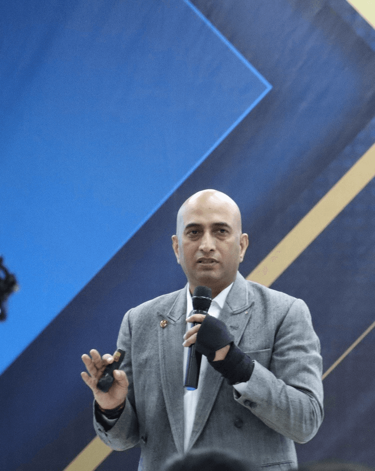 Commander (Dr.) Pratap Pawar